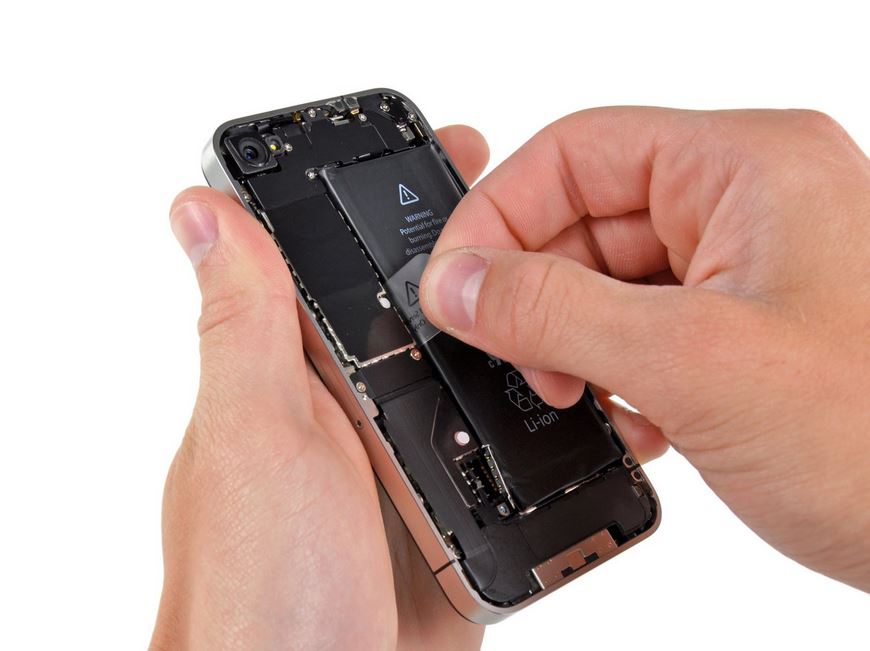 Замена аккумуляторной батареи iPhone 4 Бровары